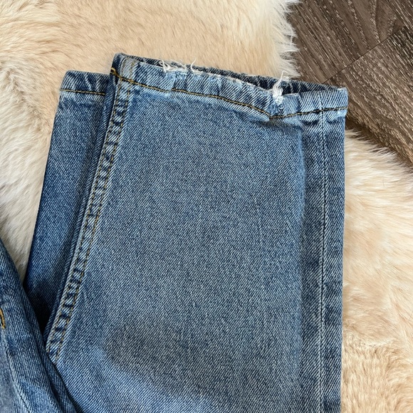 MNG Mom Jeans - Picture 2 of 5